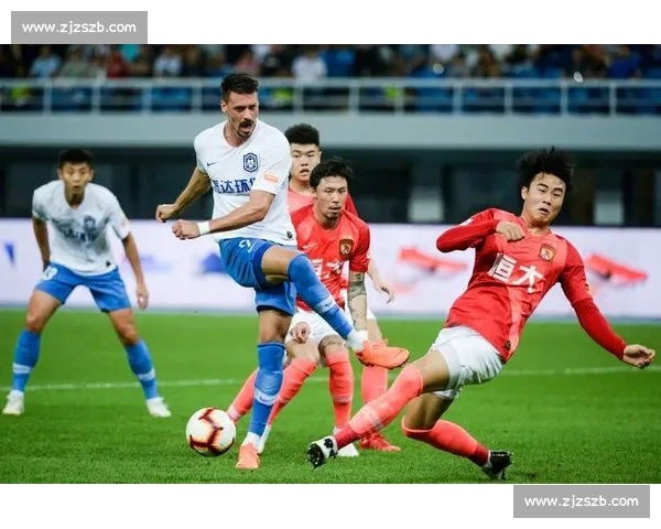 京粤巅峰对决北京国安迎战广州恒大争冠关键之夜中超赛场风云再起球迷瞩目